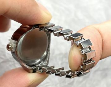 Ring watch simple and versatile temperament finger watch
